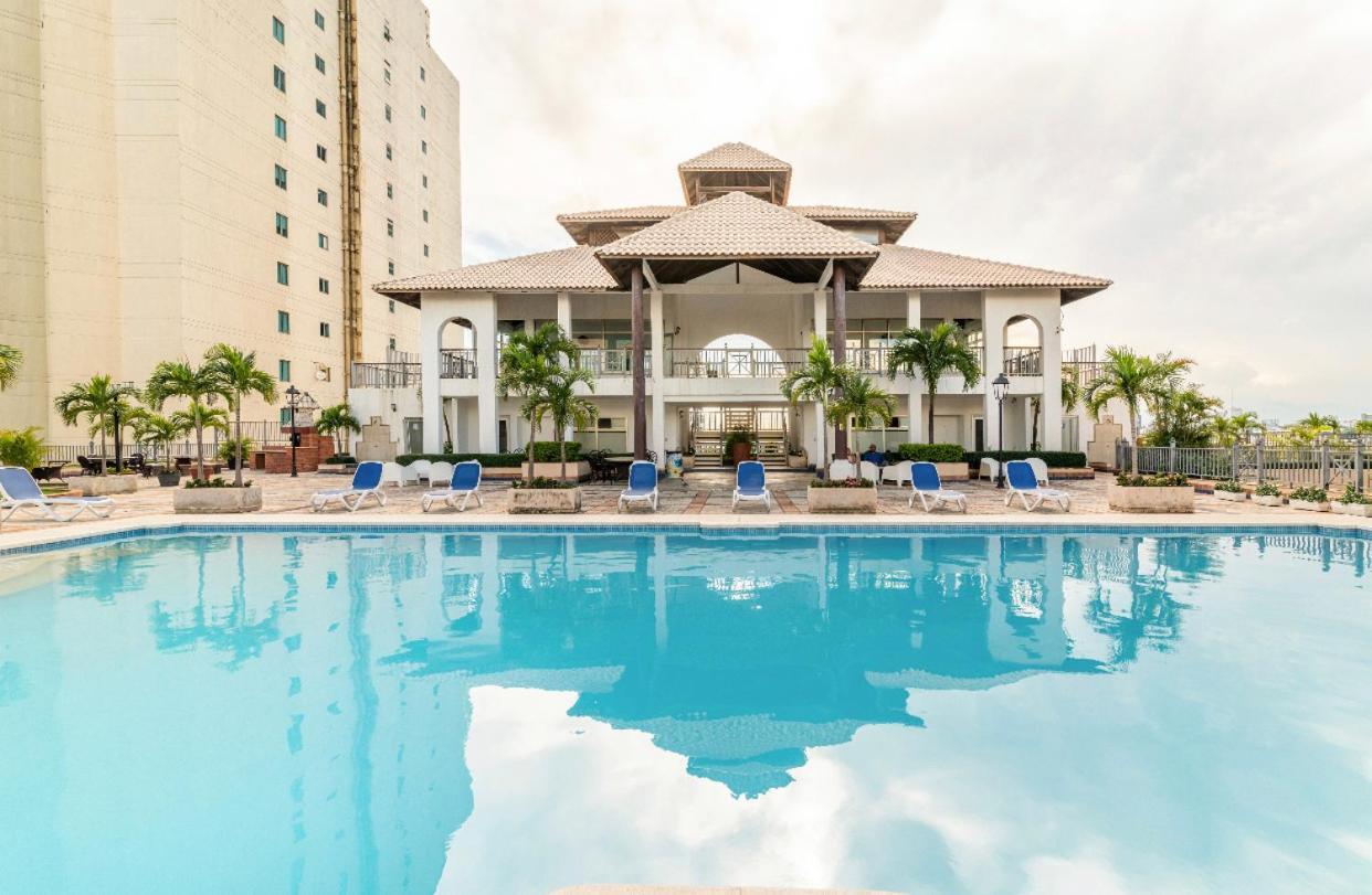 Exclusive 3 Bdr, Gym & Pool, Seaview, Luxury Tower Apartment Santo Domingo Exterior foto